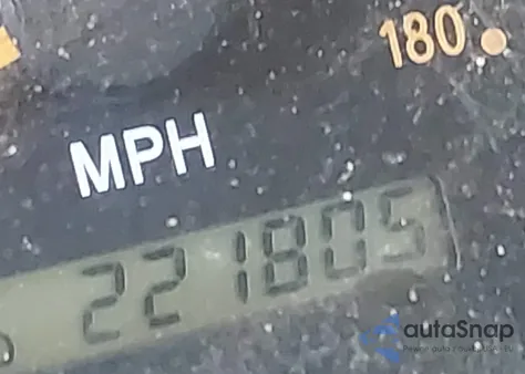 2002 Toyota Tundra Ltd V8 z USA, uszkodzony, nr VIN 5TBBT48152S276252